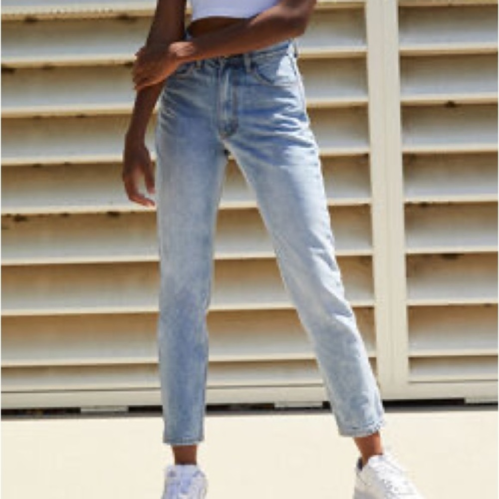 Brandy Melville Jeans Never Worn Like new!!